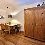 Menkenhof Πανσιόν 4*