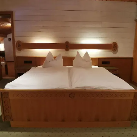 Πανσιόν Menkenhof 5*